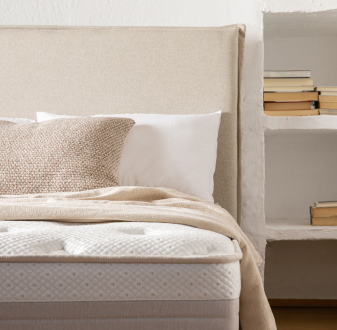 Detrás del descanso